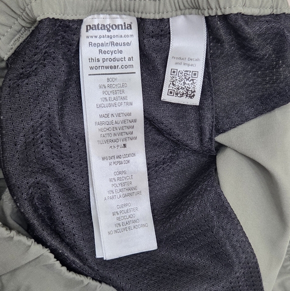 Patagonia Women's Terrebonne Joggers in Rock Geeen - Picture 11 of 11